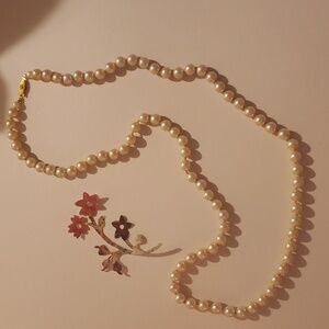 Vintage Pearl Necklace